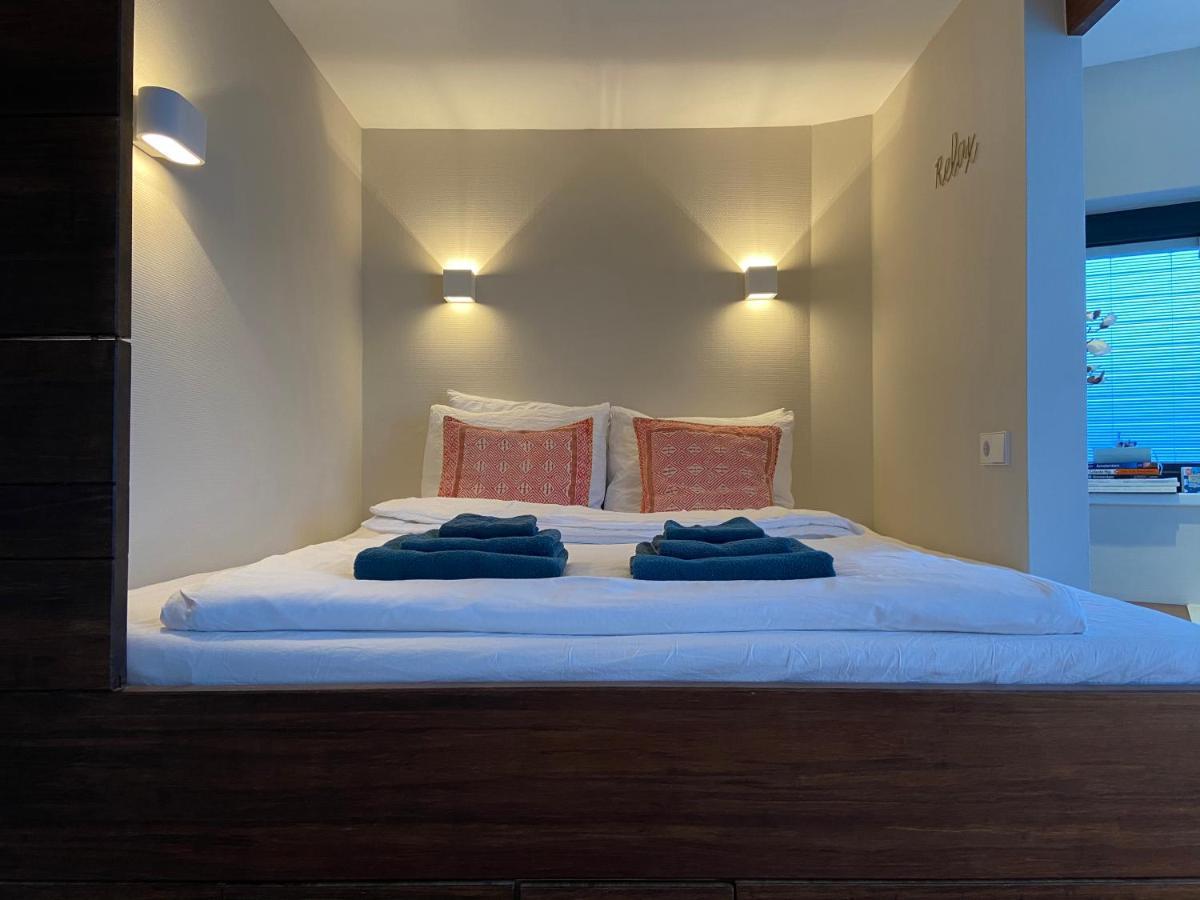 Houseboat Sophia Hotel อัมสเตอร์ดัม ภายนอก รูปภาพ